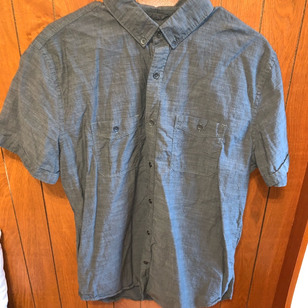 Men’s express top. Large.